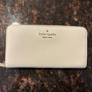 NWOT ♠️KATE SPADE BRYNN LARGE CONTINENTAL WALLET LEATHER PARCHMENT